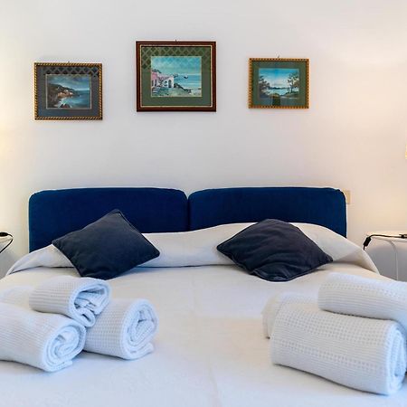 Stefania Flat - Amalfi Center Apartamento Exterior foto