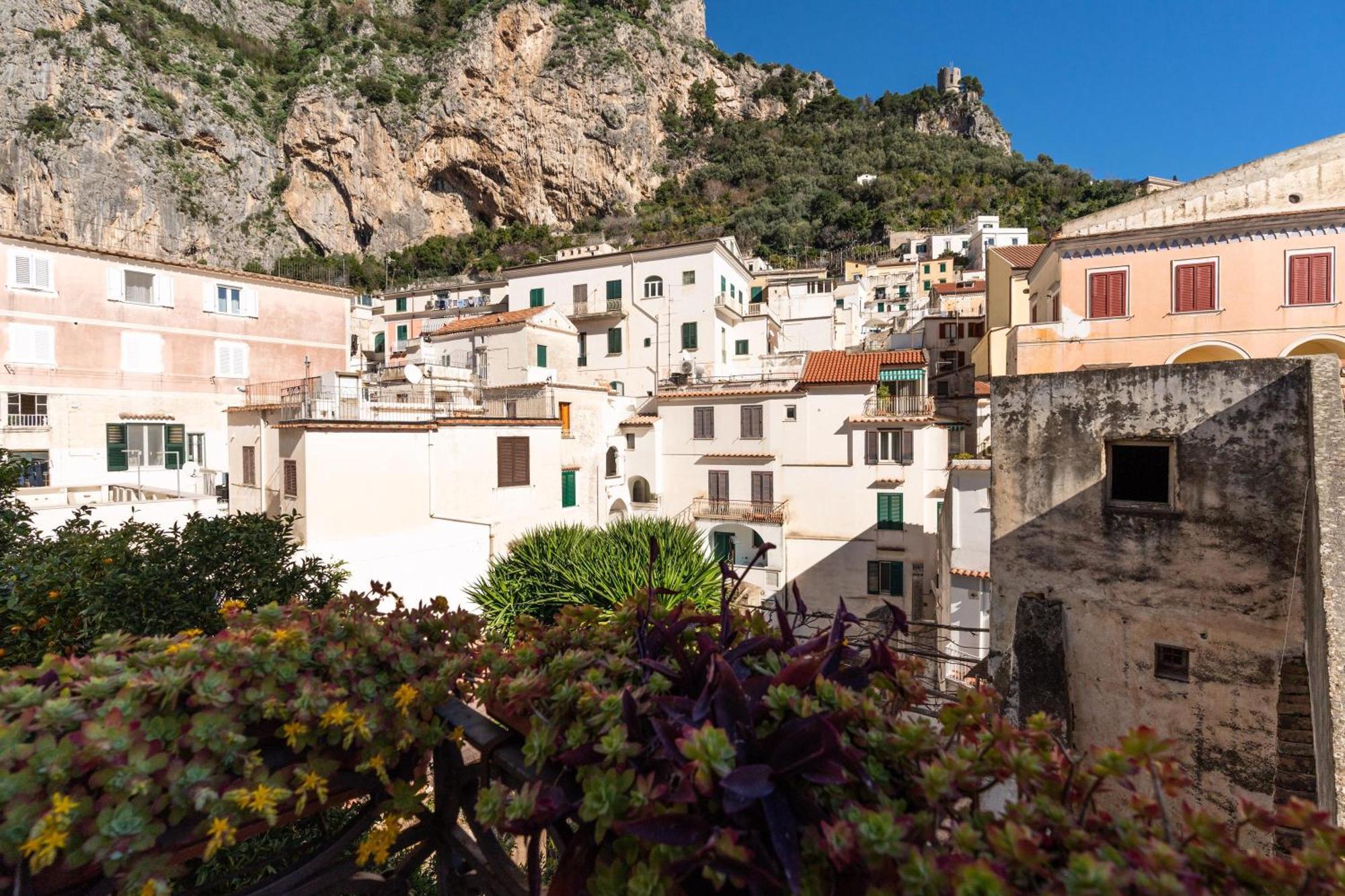 Stefania Flat - Amalfi Center Apartamento Exterior foto